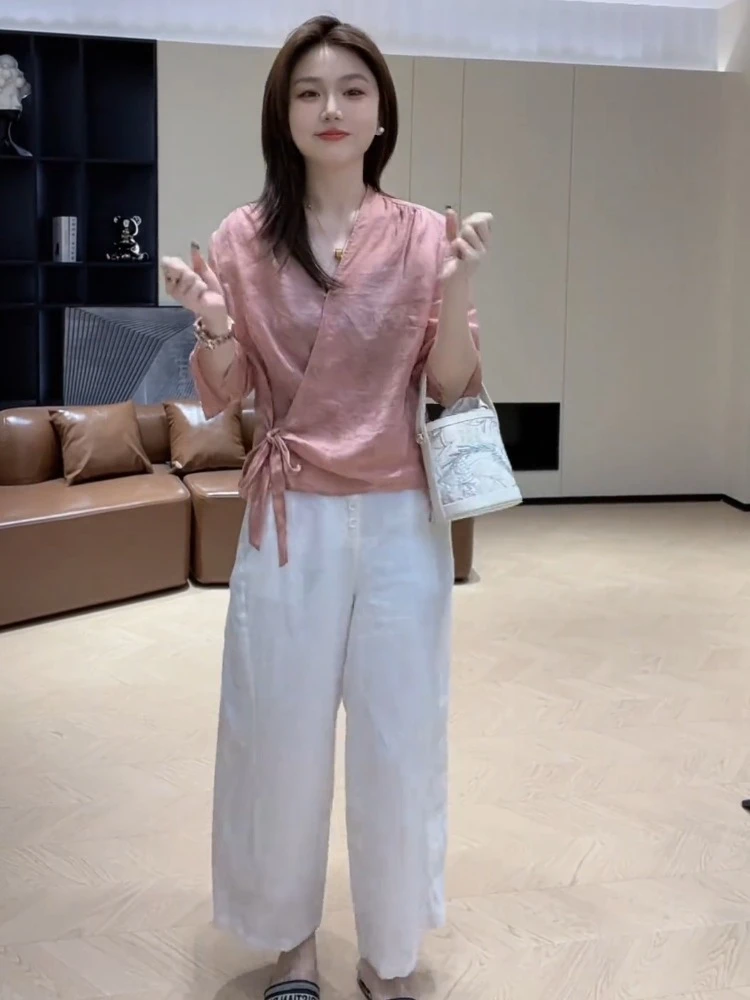 早秋高级感小衫气质宽松上衣慵懒风设计感别致粉色V领绑带衬衫女