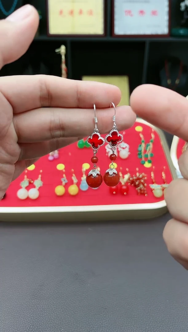 【闪购商品】南红玛瑙耳饰银S925镶嵌233000