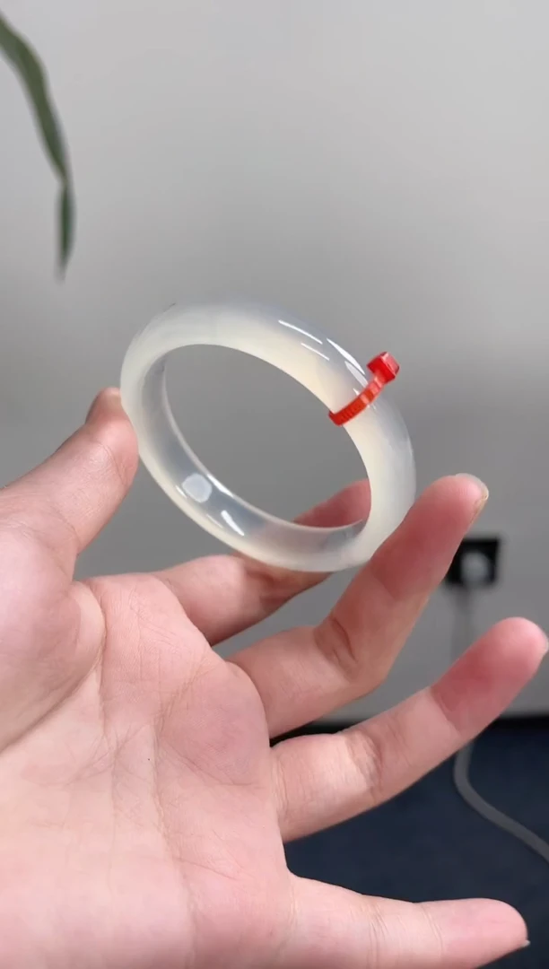 手镯玛瑙/玉髓未镶嵌54-55圈