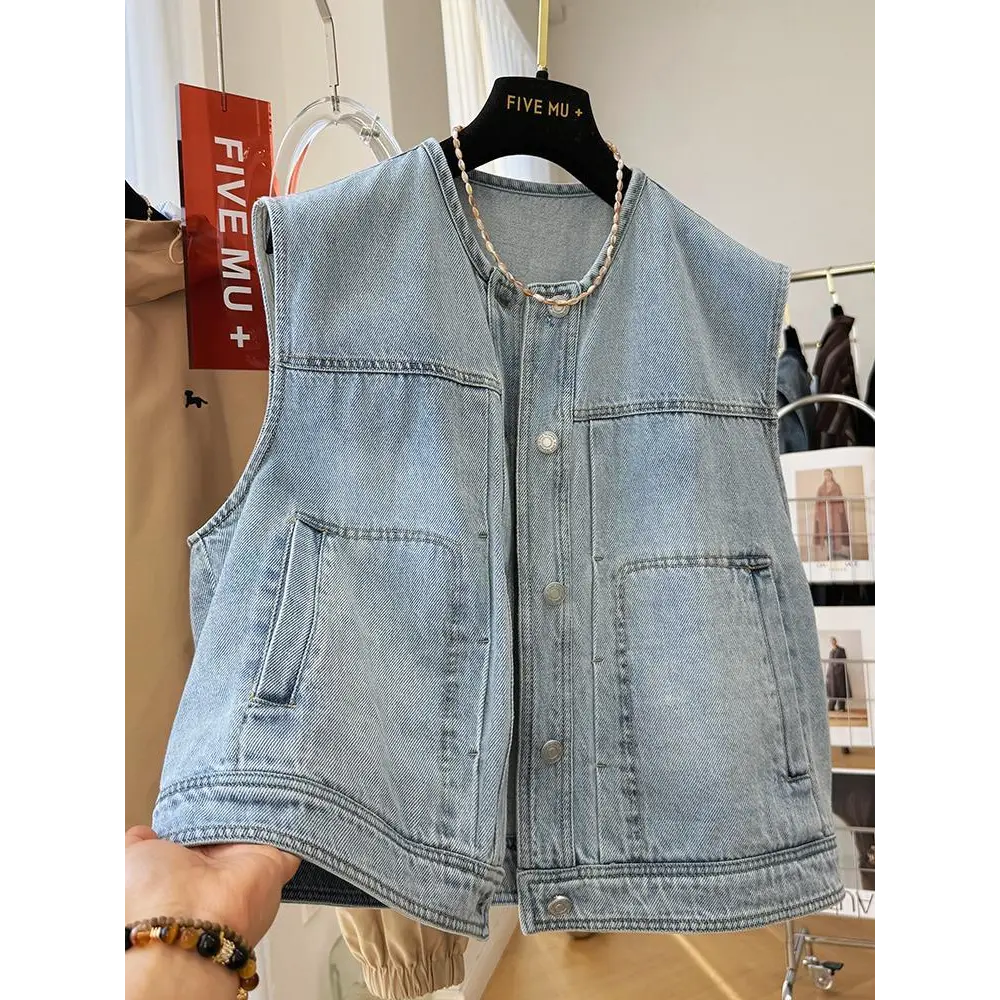 时尚牛仔马甲女春秋时髦洋气外穿短款背心外套无袖坎肩叠穿上衣潮