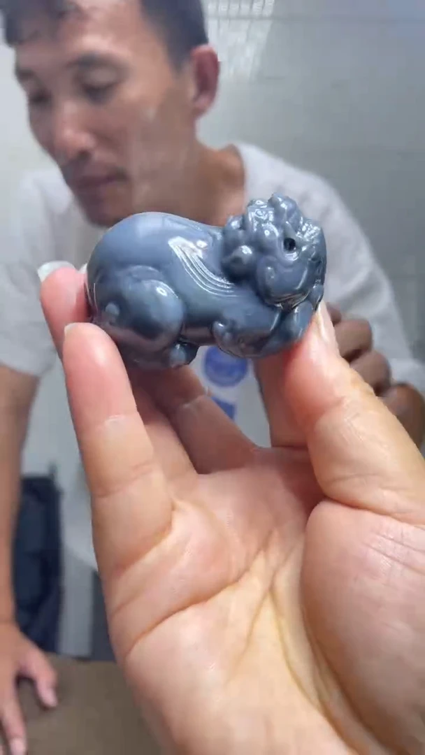 和田玉未镶嵌把件1