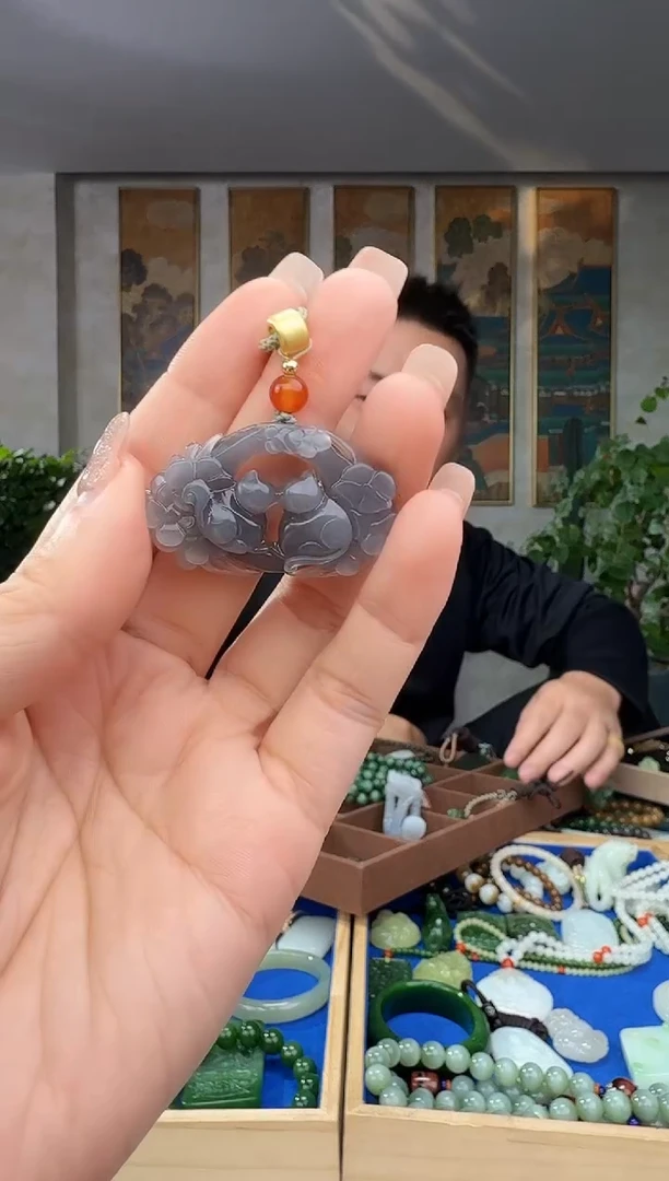 颈饰未镶嵌和田玉拍一发一