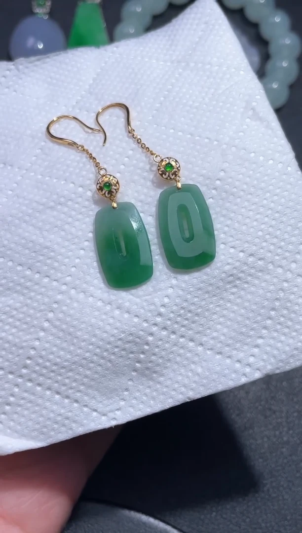 18K金镶嵌翡翠耳饰6