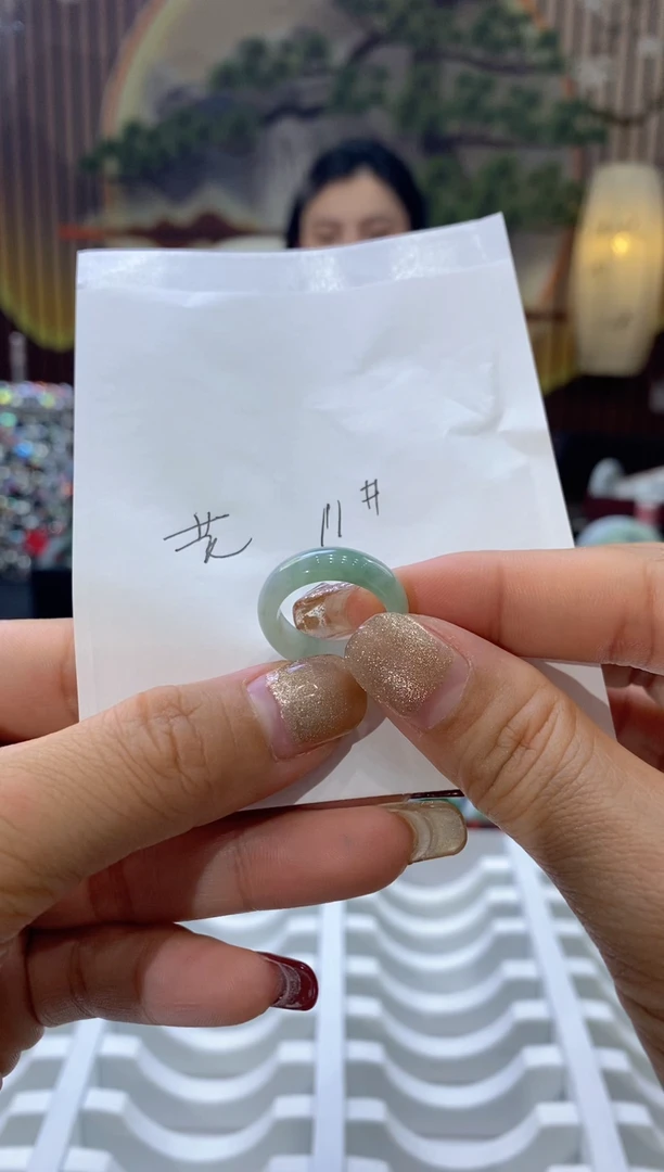 【闪购商品】翡翠戒指未镶嵌多人06335