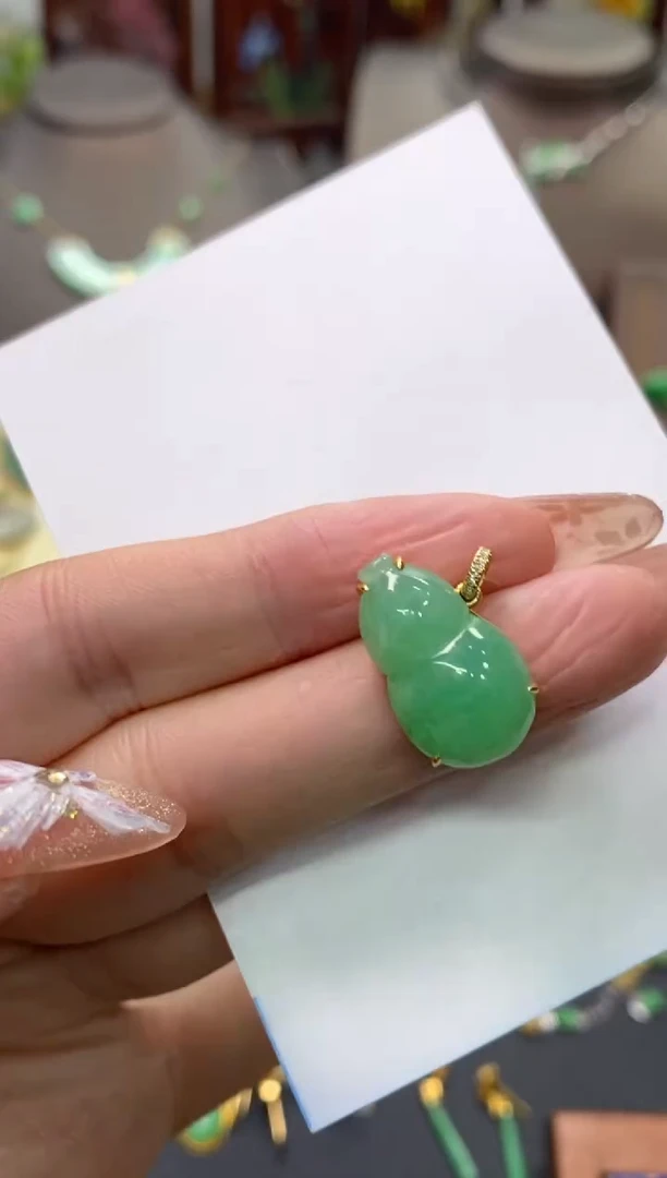 【闪购商品】翡翠颈饰18K金镶嵌净货11046