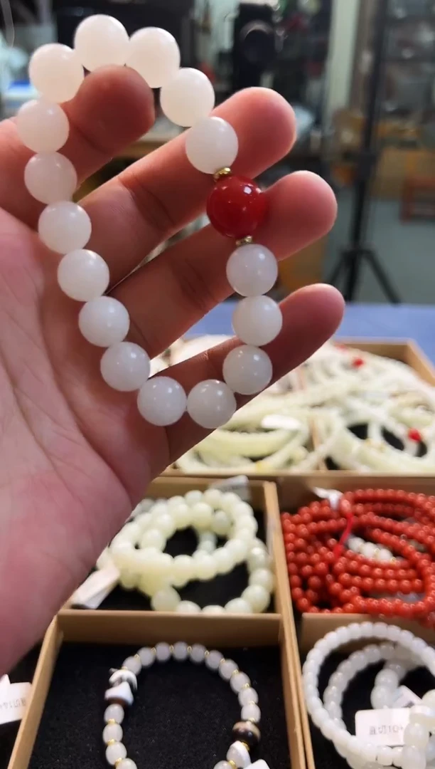 未镶嵌手串和田玉12+