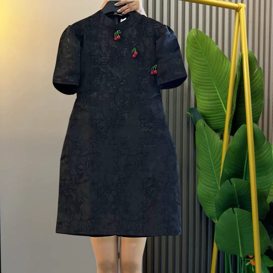 纯色新中式洋气复古气质立体樱桃花小众设计感连衣裙