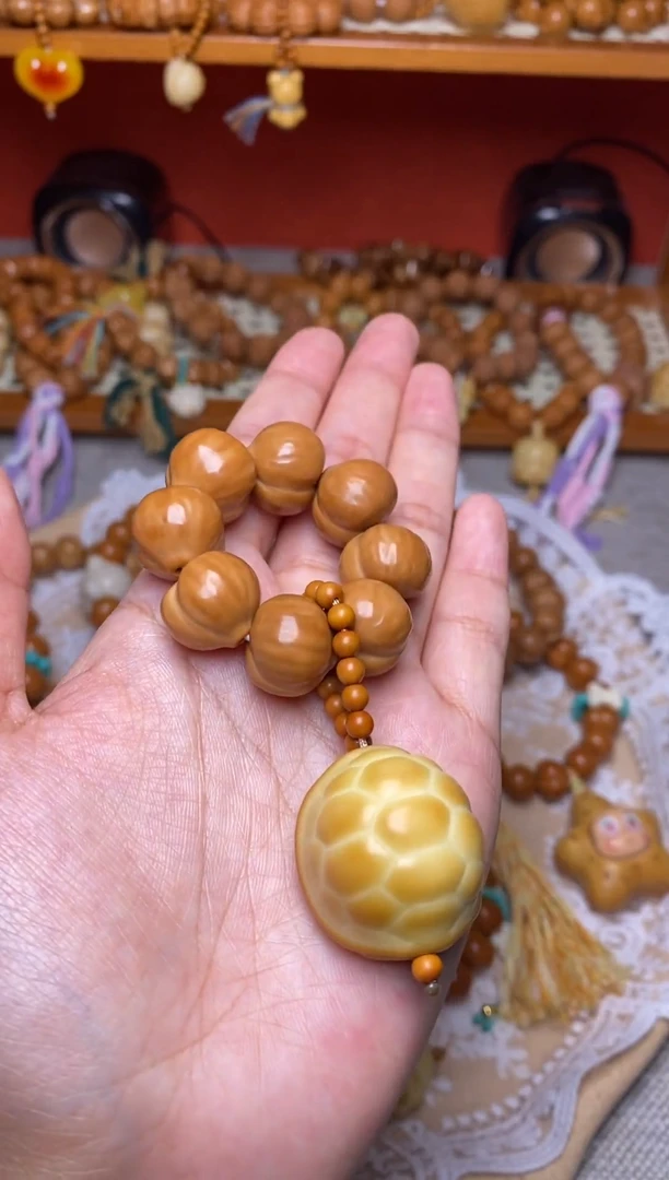 把件猴头核桃全品无暇屁桃➕超大富甲手捻