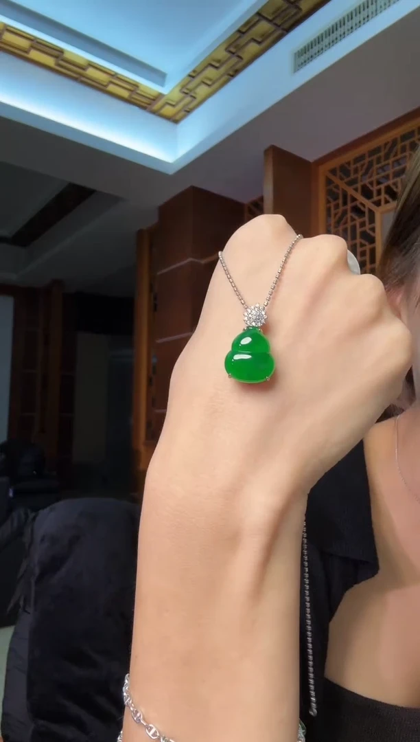 吊坠(不含链)银S925镶嵌翡翠天然翡翠吊坠