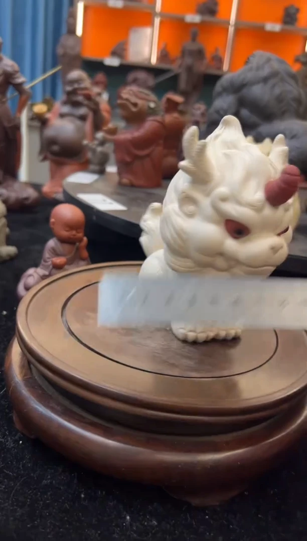 紫砂摆件靓***茶白段麒麟