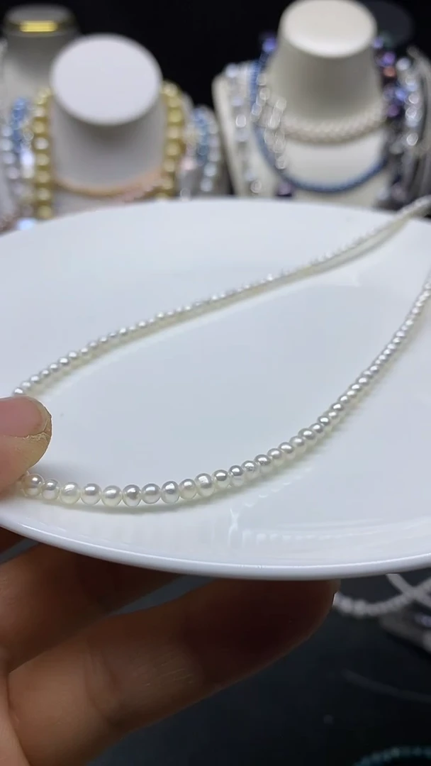 颈饰未镶嵌淡水珍珠多人