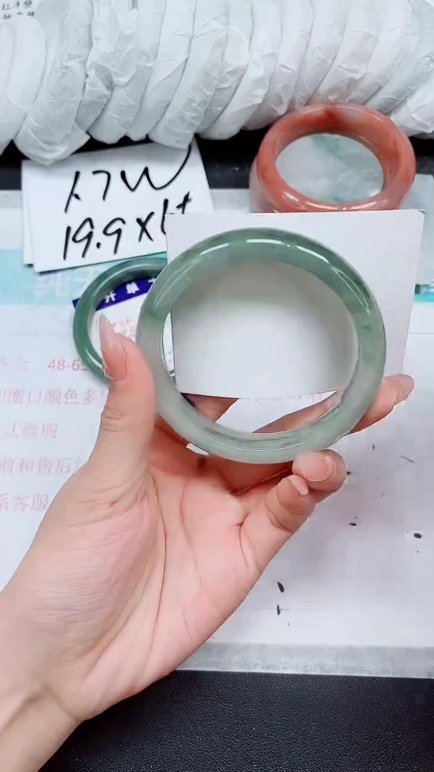 【闪购商品】石英质玉手镯未镶嵌A157-62/63