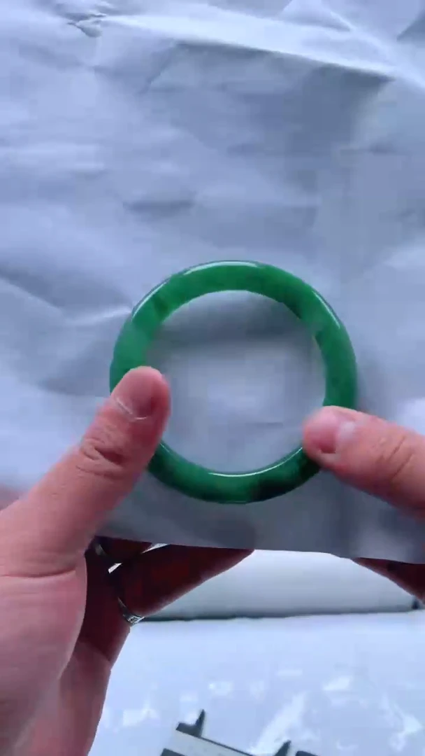 【闪购商品】石英质玉手镯未镶嵌手镯