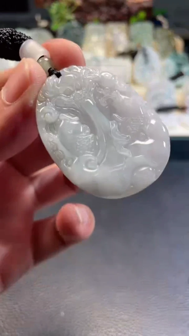 颈饰未镶嵌翡翠10/29/043