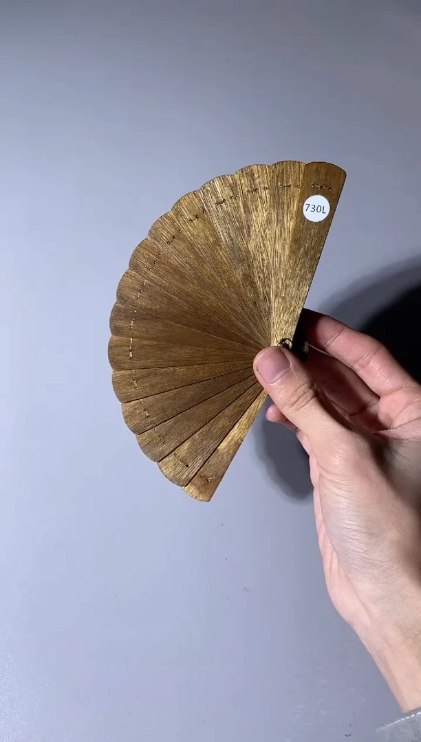 【闪购商品】金丝楠木雕730号10cm金丝楠木小叶桢楠掌中扇