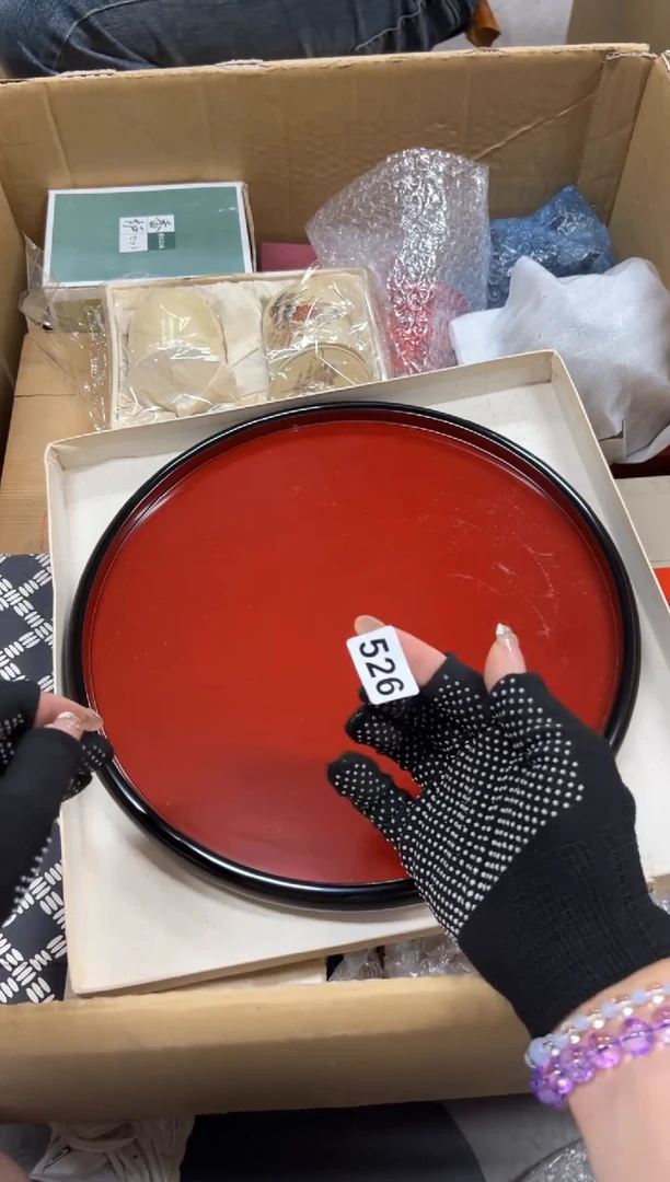 茶**子526中古商品谨慎参拍
