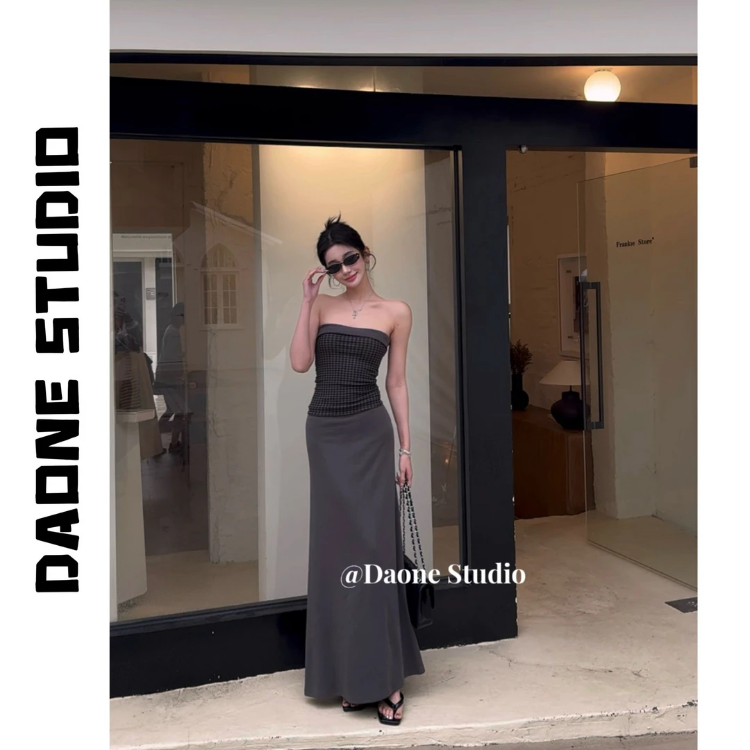 DAONE 夏季设计感修身显瘦正反两穿格子抹胸+A摆高低腰半身裙套装