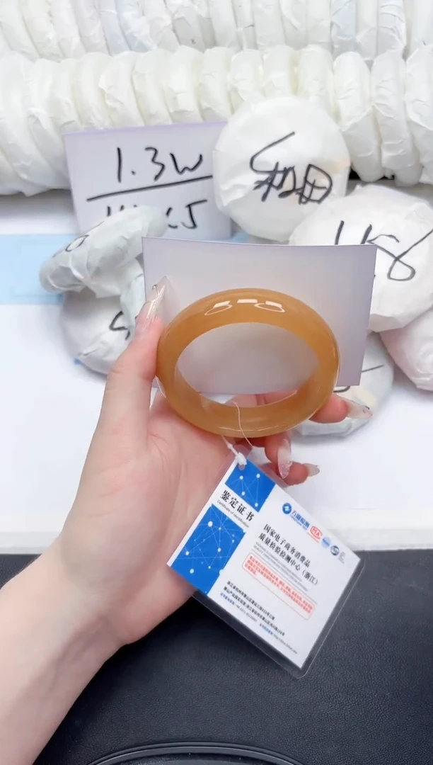 石英质玉手镯未镶嵌113-60