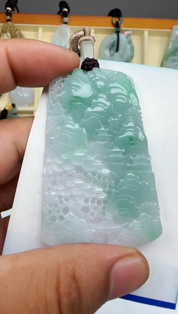 翡翠未镶嵌颈饰缅甸天然A货翡翠