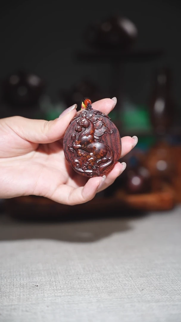 【闪购商品】黄花梨/降香黄檀把件马