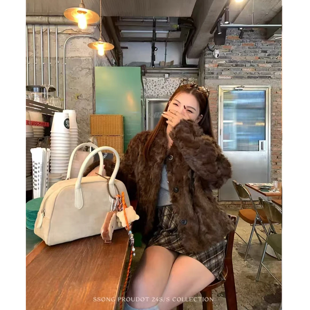 【香榭丽舍】高级感时髦气质小个子毛绒宽松短外套2577