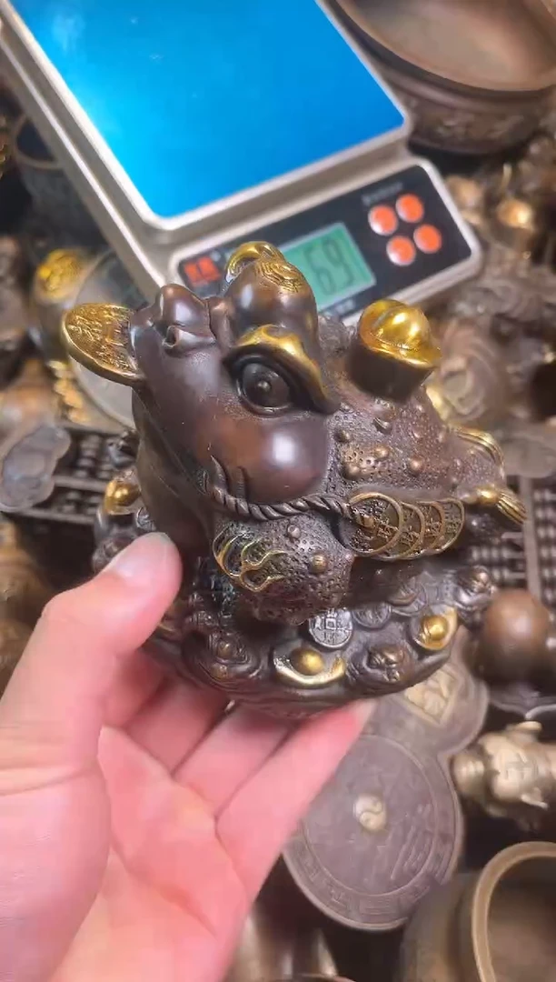 精美铜器点击下单