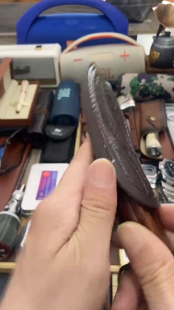 瓷片闪购商品  如图所示