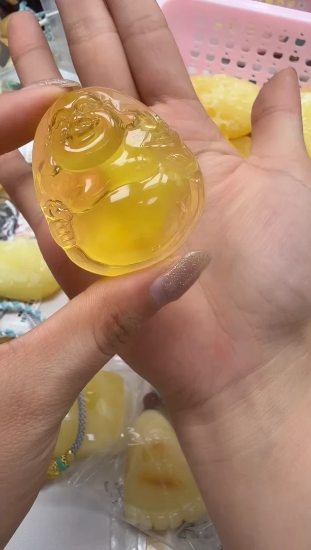 裸石琥珀未镶嵌如图