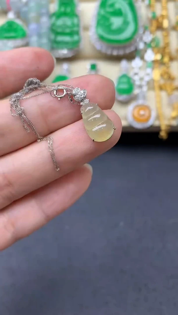 翡翠18K金镶嵌颈饰358-中国好珍宝