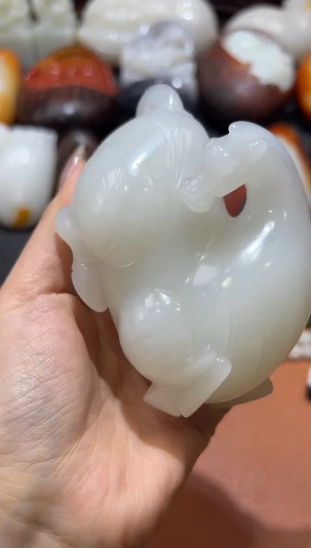 未镶嵌和田玉把件繁*和田玉