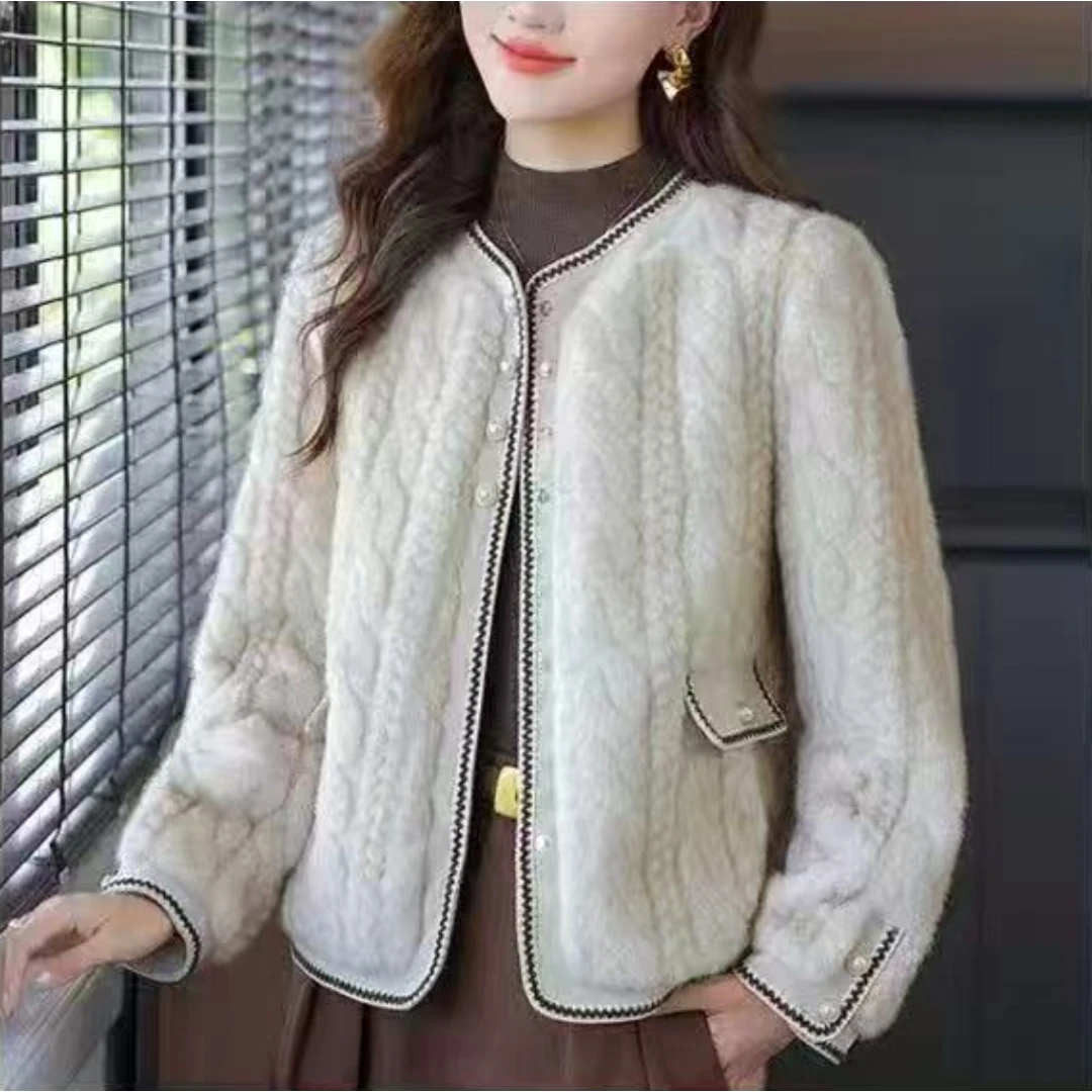 保暖秋冬季厚款短外套洋气气质宽松女士仿皮草皮毛一体小香风外套