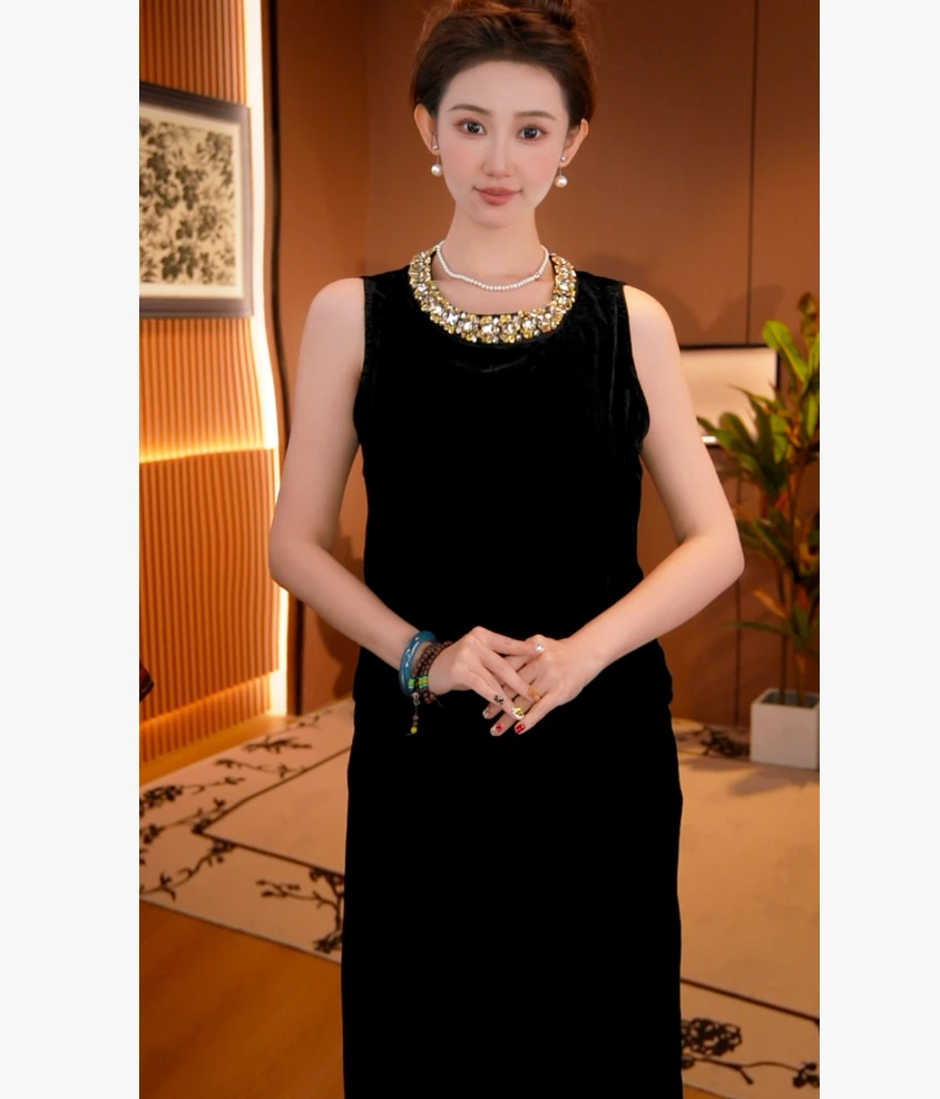 璀璨星光/丝绒重工天花板重工秋冬连衣裙2025d5667源源-大女王仓