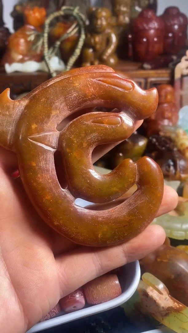 未镶嵌岫岩老玉（透闪石质玉）摆件未镶嵌