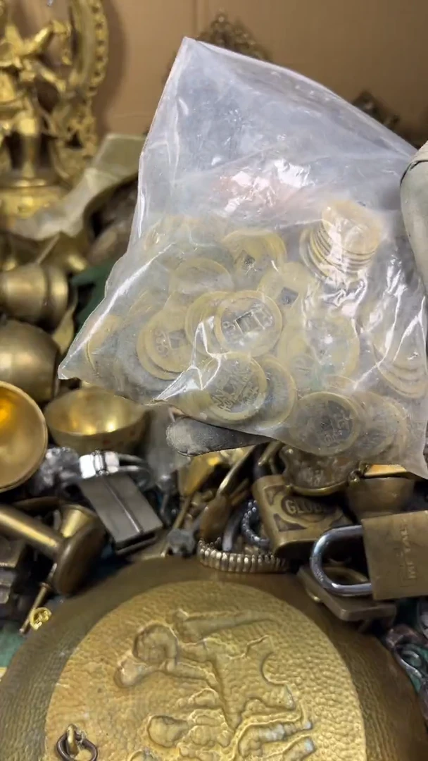 【**】亿锦铜回流铜器摆件48