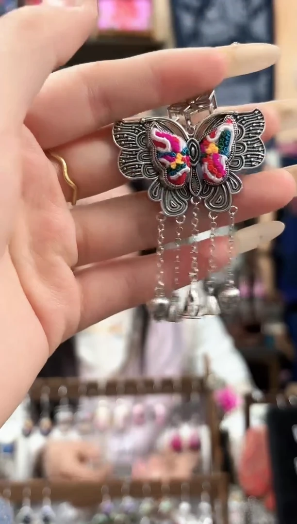 织绣民族风非遗老绣苗银饰品218