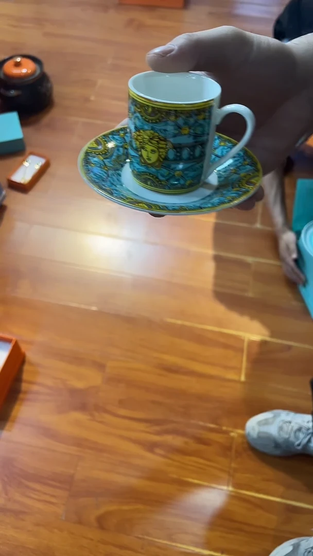 杯鸿辉家品牌瓷器，京东包邮！