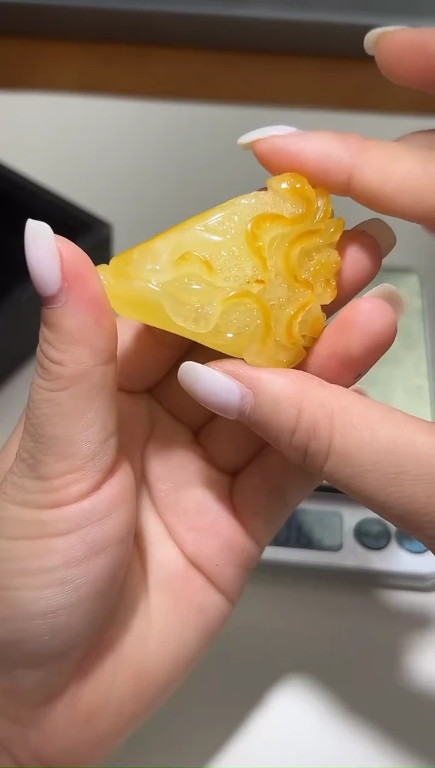 裸石琥珀未镶嵌琥珀蜜蜡吊坠
