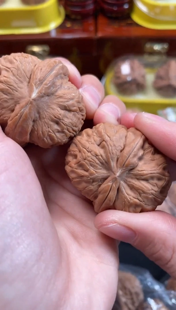 把件文玩核桃＠***兹元宝39尺Z332