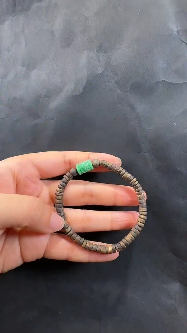 未镶嵌手链翡翠手串