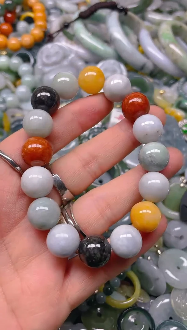 翡翠未镶嵌颈饰13mm/R/翡翠A货,一件也是批发价