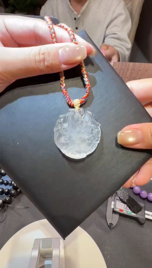 吊坠(不含链)未镶嵌水晶巴西白水晶狐狸牌吊坠