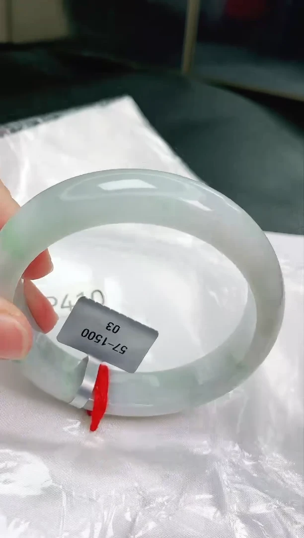 未镶嵌手镯翡翠缅甸天然A货翡翠手镯