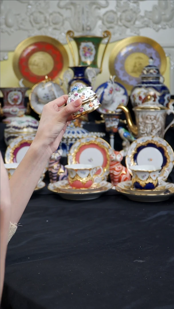 骨瓷婷婷中古器物如图所示134