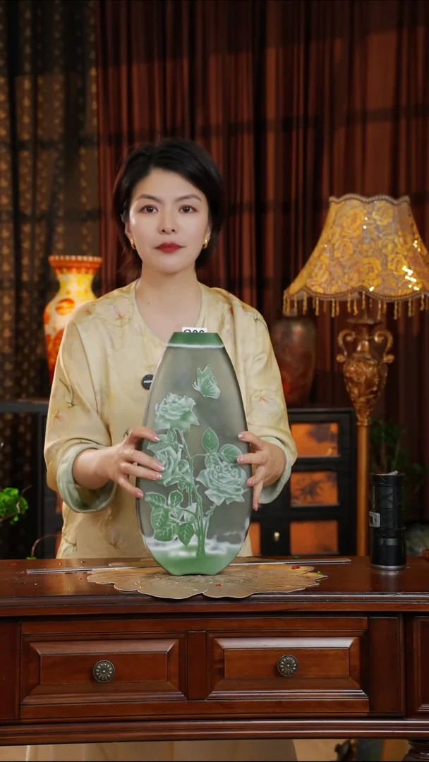 琉璃葛蕾。。。。。。。