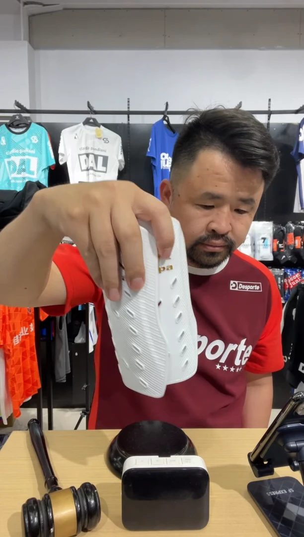 kp护腿板19.9 白色