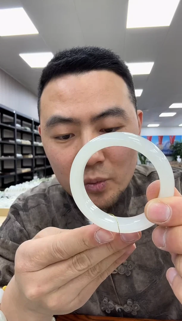 【闪购商品】和田玉手镯未镶嵌53-54  998