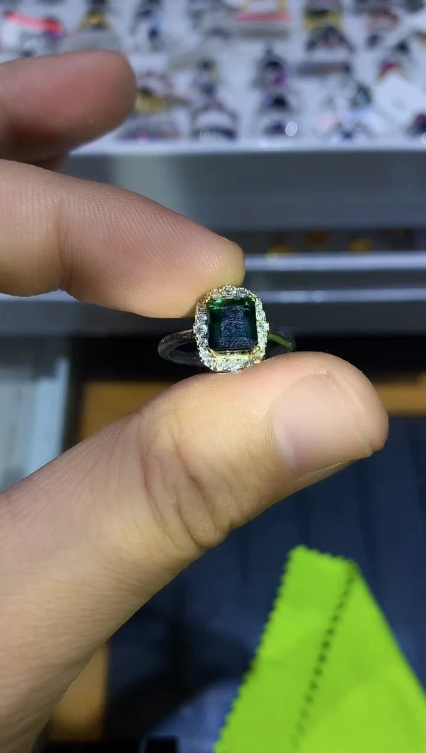 【闪购商品】碧玺戒指银S925镶嵌........