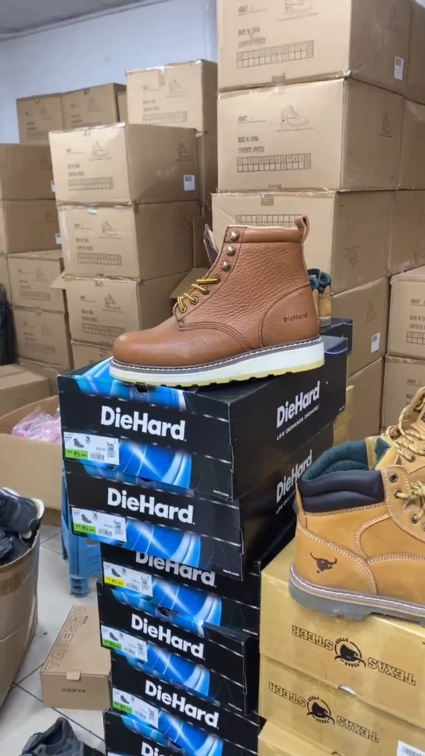 牛皮43码，84984 ，皮鞋码，工装靴 默认瑕疵