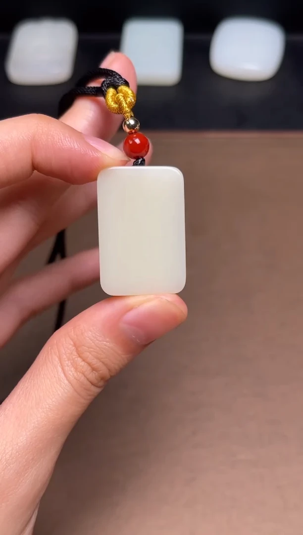 和田玉未镶嵌颈饰8