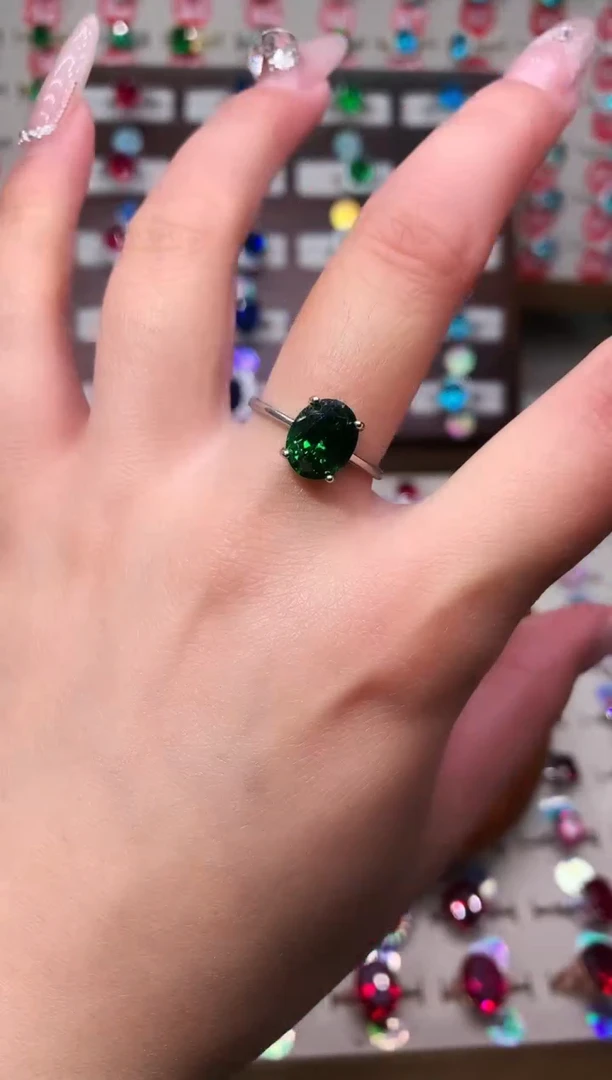 银S925镶嵌透辉石戒指8*10 银托